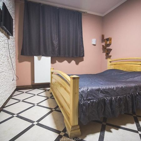 Samarianka Hotel Kolomyja Esterno foto